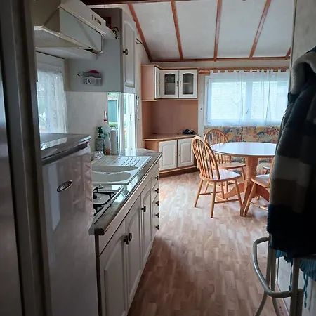 Le Blue אתר קמפינג